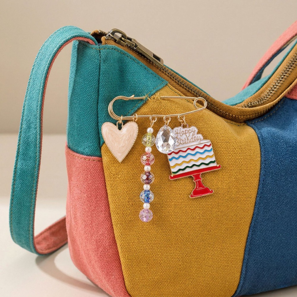 Women'S Kilt Accessories - เข็มกลัดรูปเค้กวันเกิดสไตล์ Y2K น่ารักประดับพู่และลูกปัด ใช้ติดกระเป๋าเป้ กระเป๋า ยีนส์