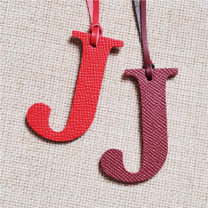 Women Accessories Name In English - พวงกุญแจหนังวัวแท้/หนัง PU รูปตัวอักษรภาษาอังกฤษ H I J