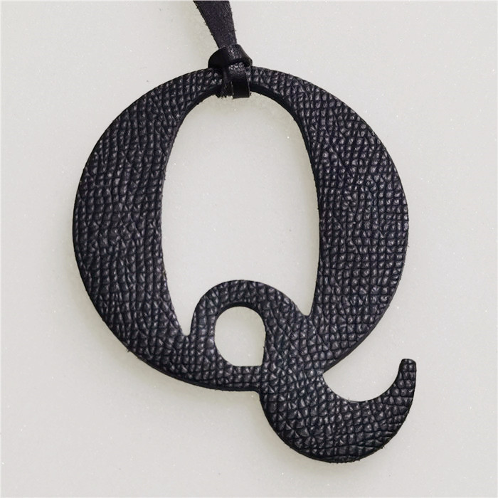 ตัวอักษรภาษาอังกฤษ Q ตัวอักษร  - Women Accessories Name In English บทวิจารณ์และราคา