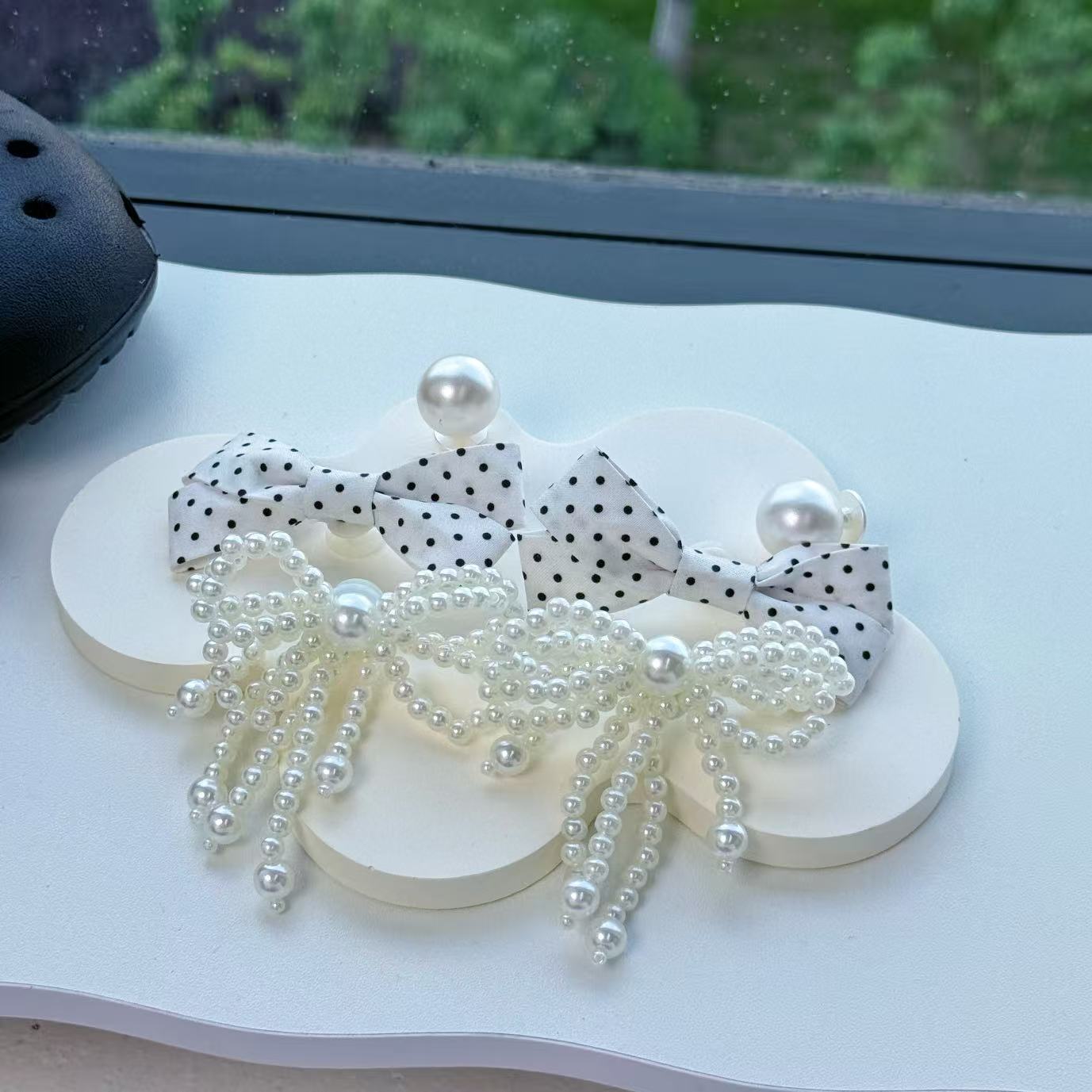 ชุดจี้ตกแต่งรองเท้าแบบดั้งเดิม - Women Accessories Pack บทวิจารณ์และราคา